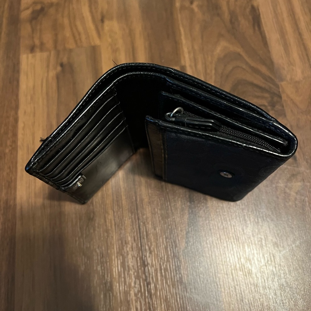 Authentic Coach Wallet - image 2